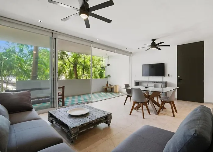 Unwind In | Pool & Private Patio Apartamento Tulum