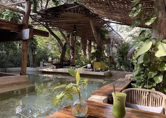 Apartamento Unwind In | Pool & Private Patio