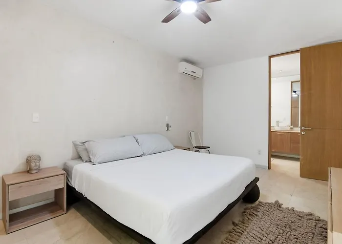 Apartamento Unwind In | Pool & Private Patio